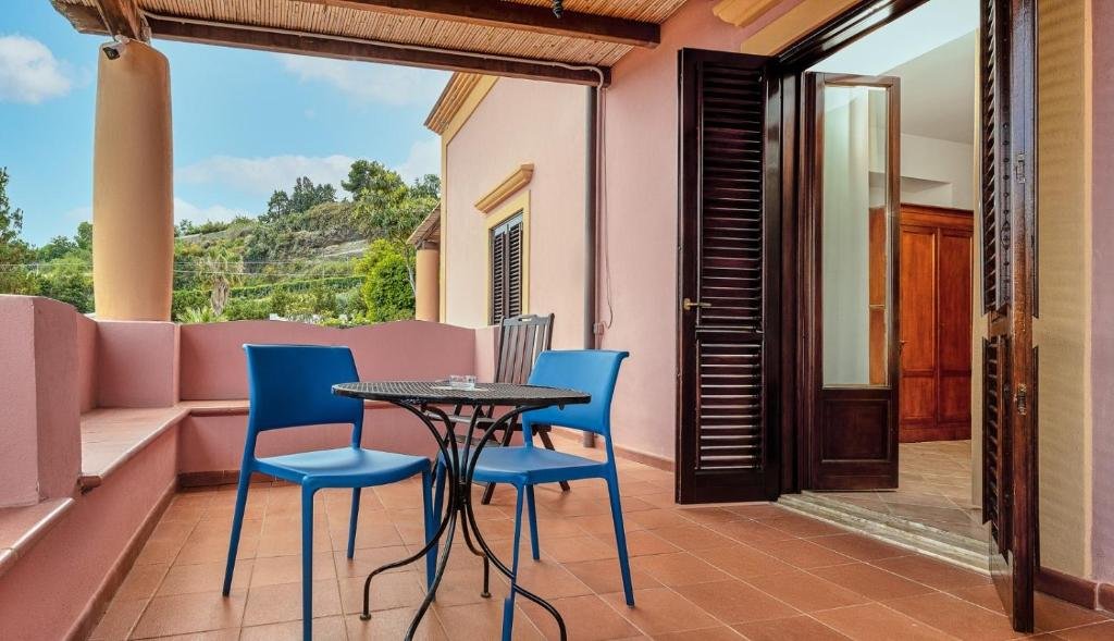 Foto 10 Hotel Villa Cute Isola di Lipari, 09