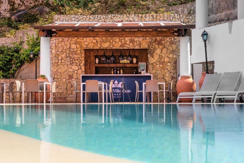 Foto 13 Hotel Villa Cute Isola di Lipari, 12