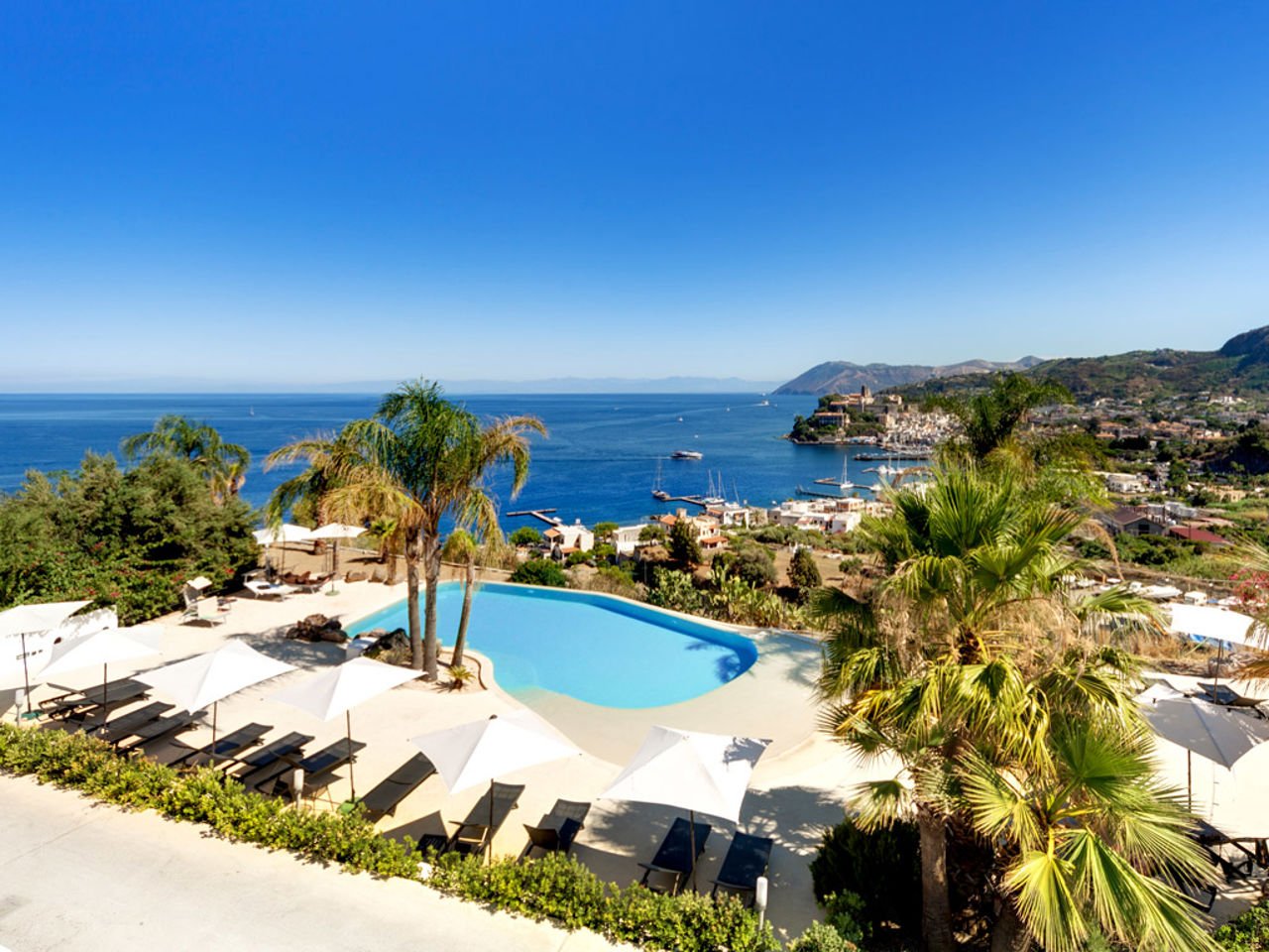 Foto 2 Hotel Villa Enrica Isola di Lipari, 01