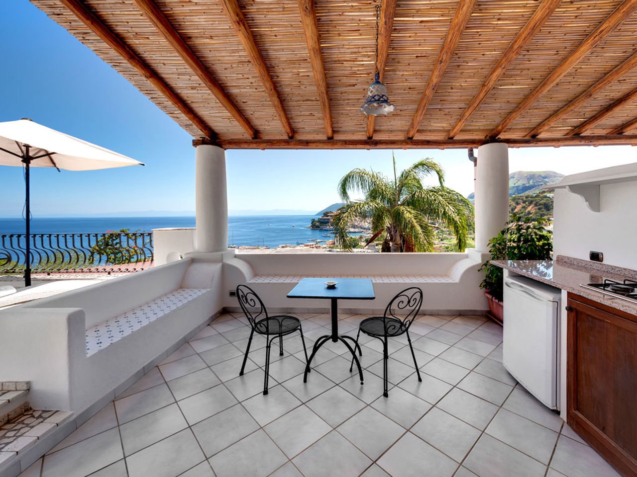 Foto 3 Hotel Villa Enrica Isola di Lipari, 02