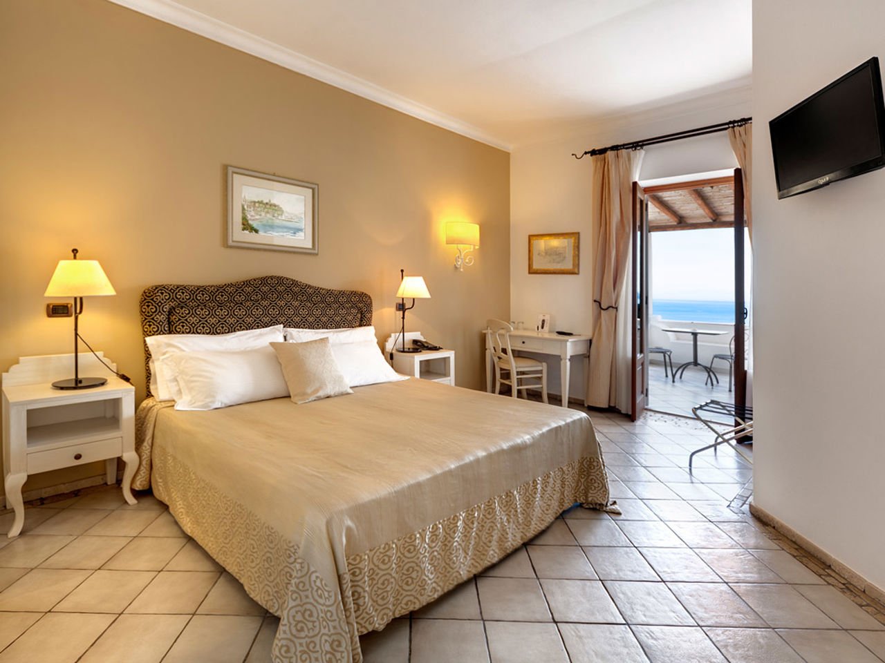 Foto 4 Hotel Villa Enrica Isola di Lipari, 03