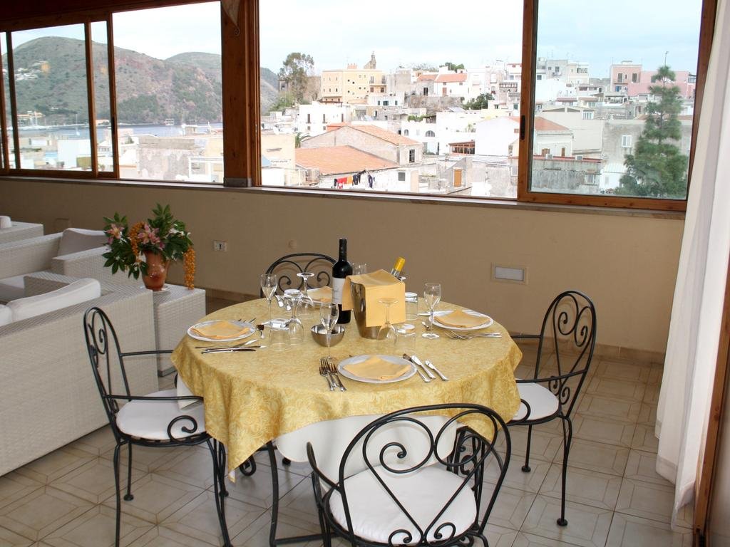 Foto 5 Hotel La Filadelfia Isola di Lipari, 04