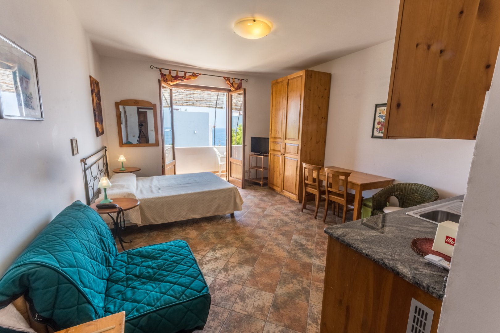 Foto 4 Hotel Residence Baia Portinenti Isola di Lipari, 03