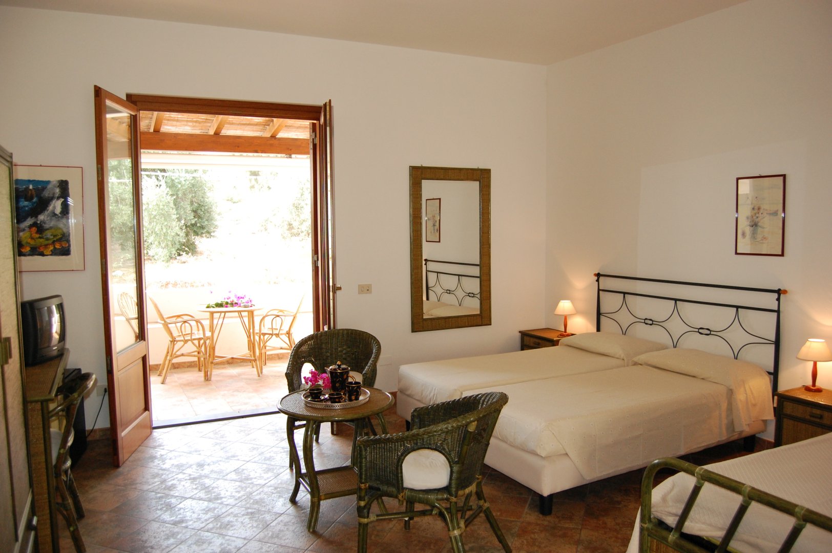 Foto 6 Hotel Residence Baia Portinenti Isola di Lipari, 05