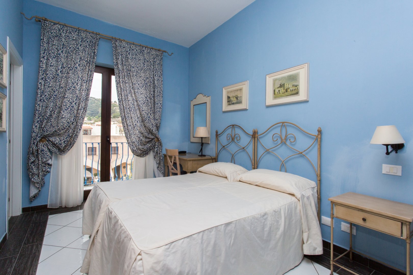 Foto 4 Hotel Rocce Azzurre Isola di Lipari, 03