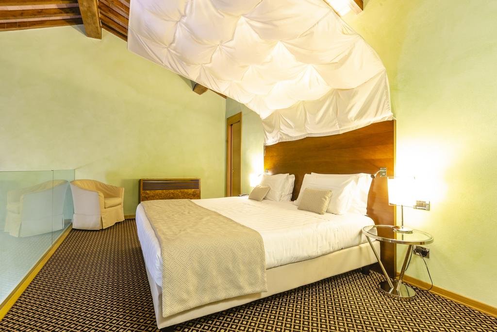 Foto 8 Hotel Ilaria Lucca, 07