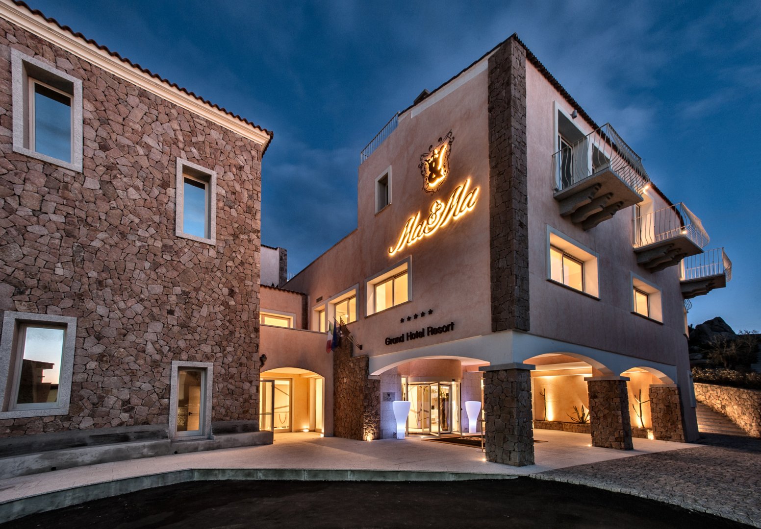 Foto 2 Grand Hotel Ma&Ma Isola della Maddalena, 01