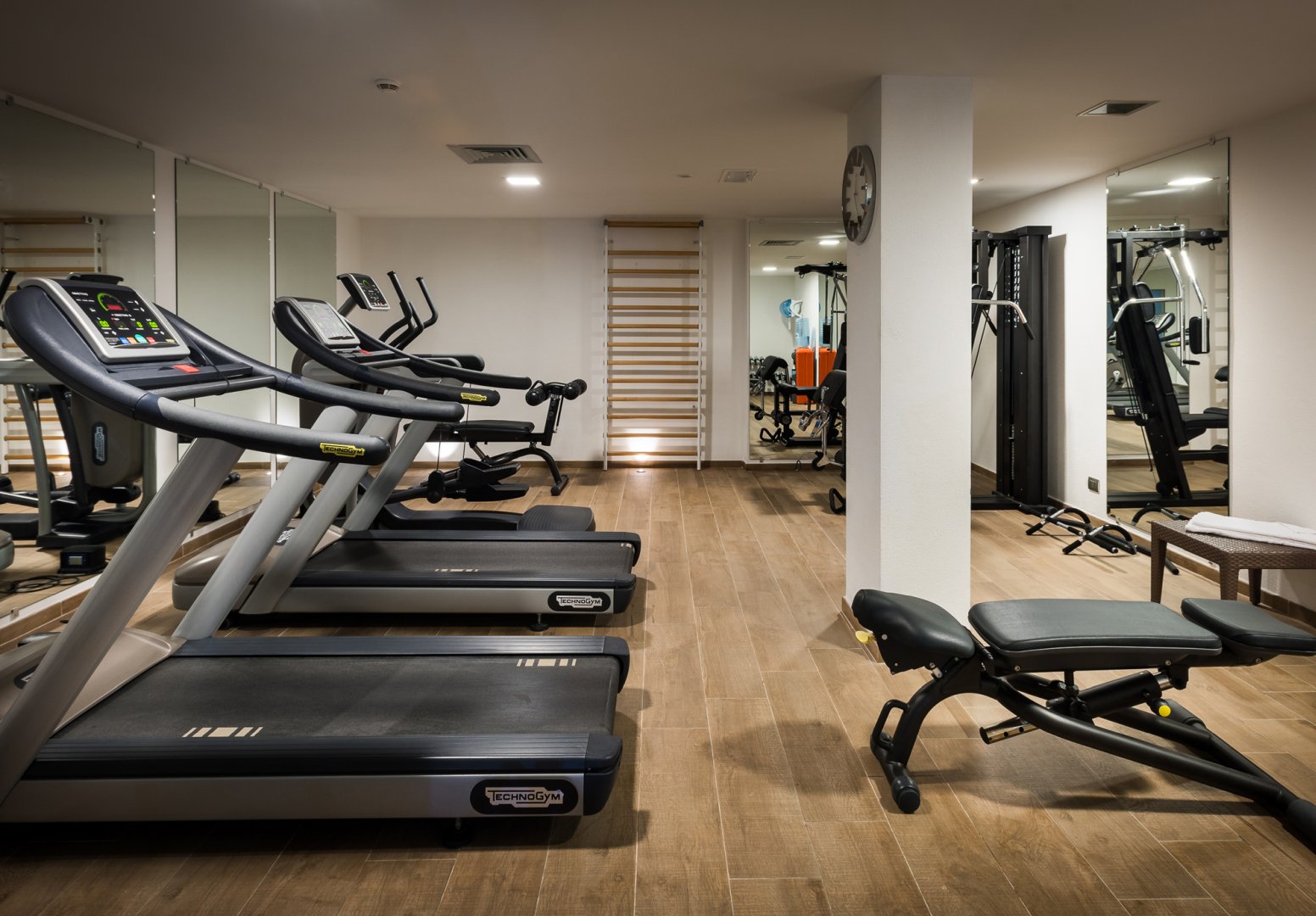 Foto 34 Grand Hotel Ma&Ma Isola della Maddalena, 33