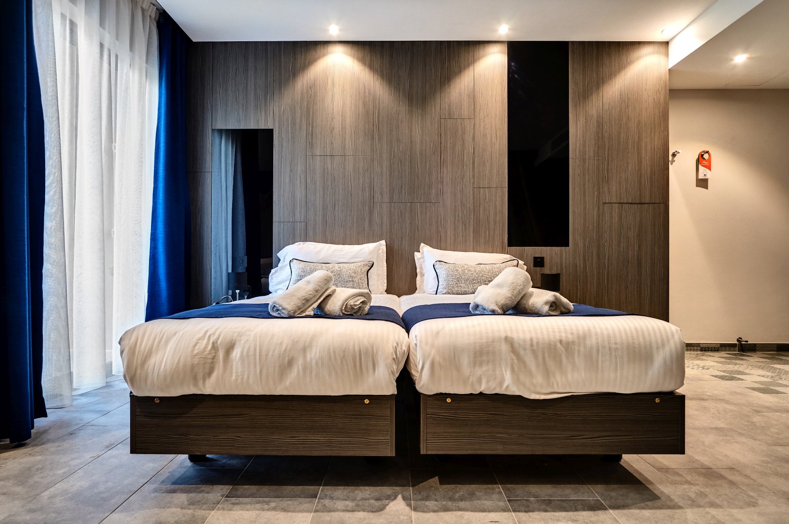 Foto 16 The District Hotel St. Julian's, 15