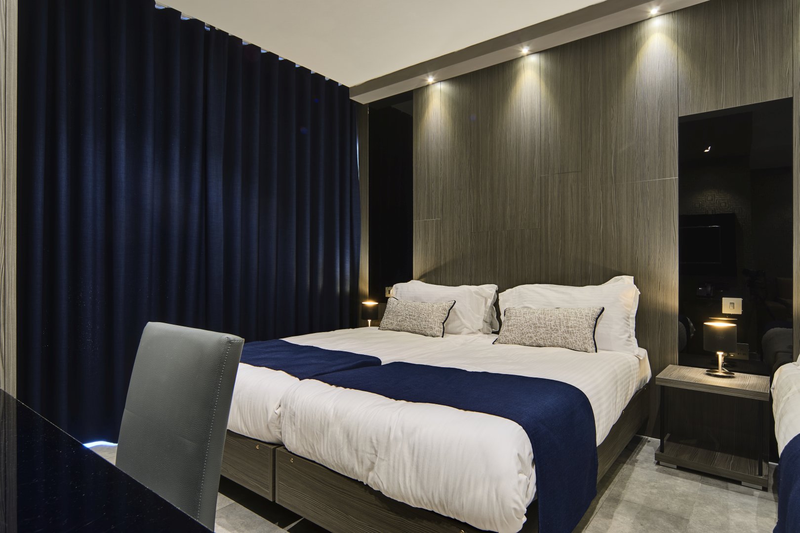 Foto 22 The District Hotel St. Julian's, 21