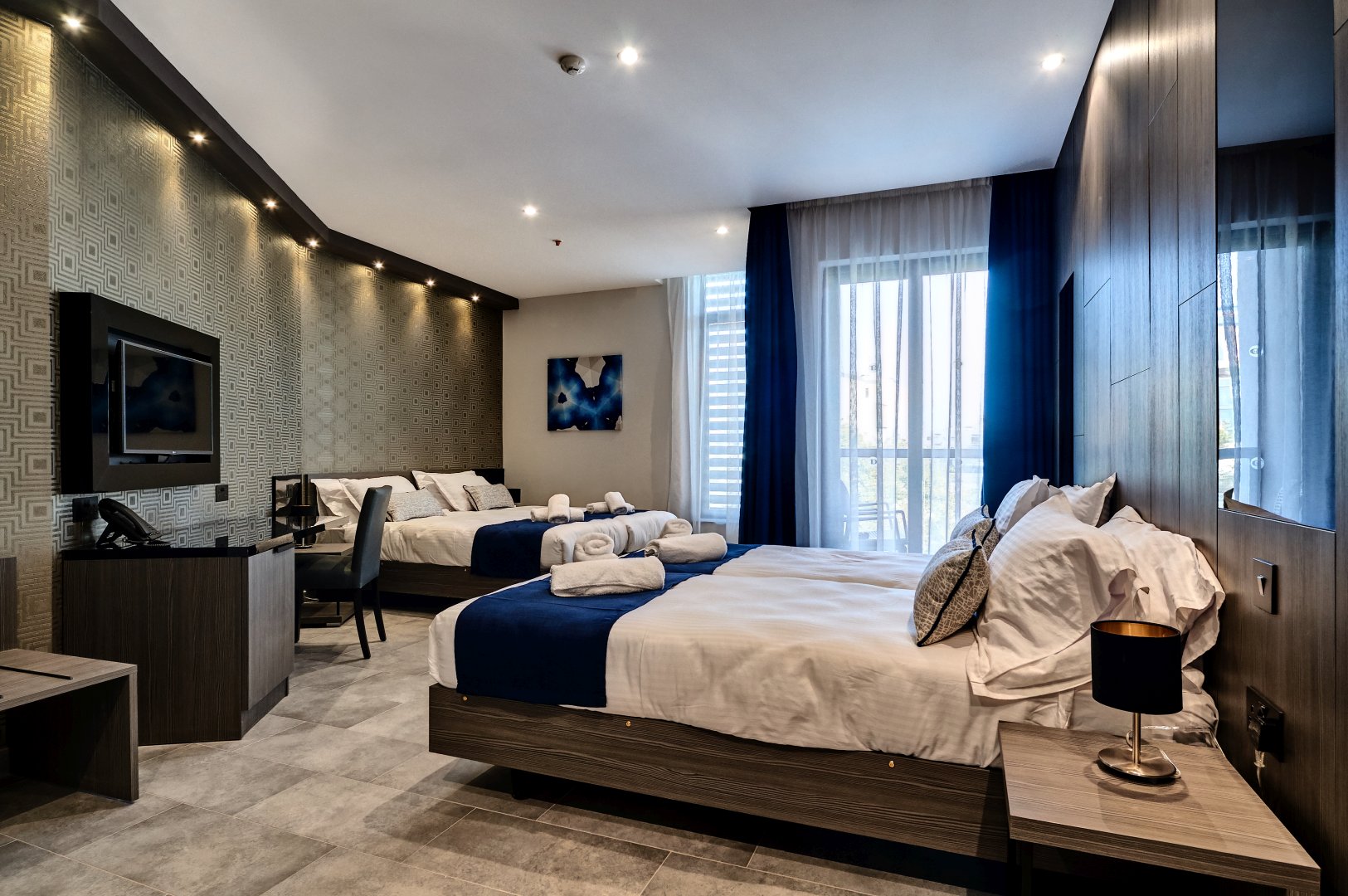 Foto 24 The District Hotel St. Julian's, 23