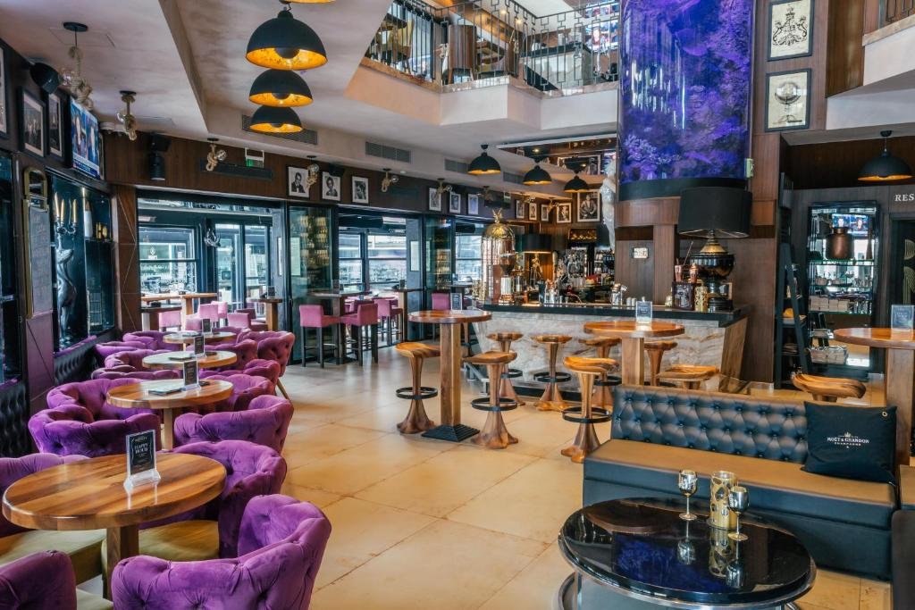 Foto 2 Hugos Boutique Hotel St. Julian's, 01