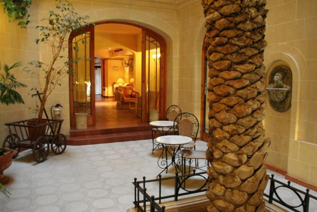 Foto 3 St. Patrick's Hotel Gozo, 02