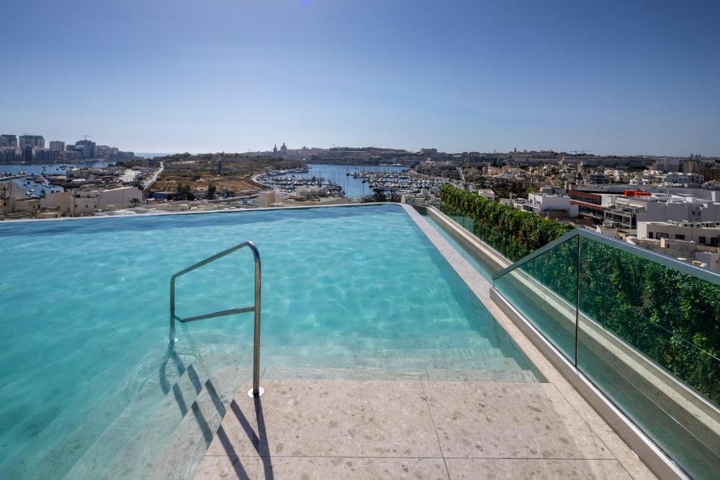 Foto 6 Grands Suites Hotel Residences and Spa Sliema, 05