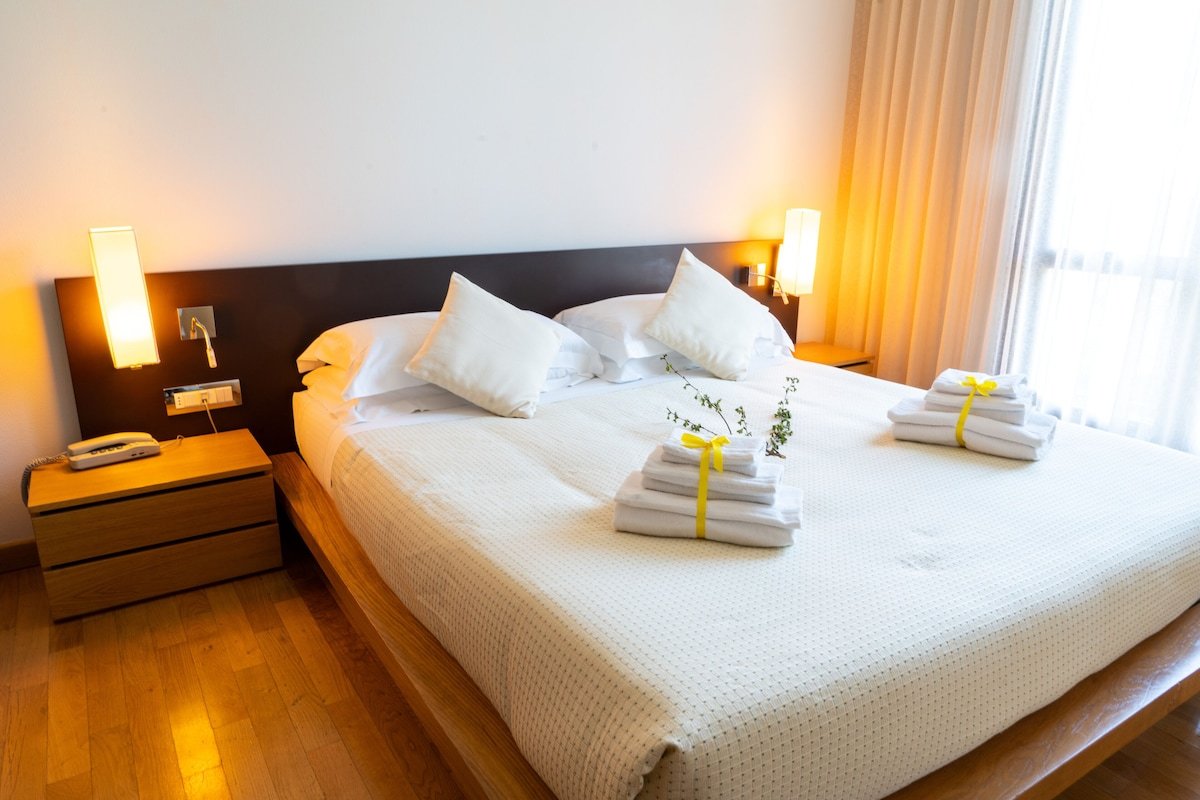 Foto 4 AHG Donna Silvia Hotel Wellness & SPA Manerba del Garda, 03