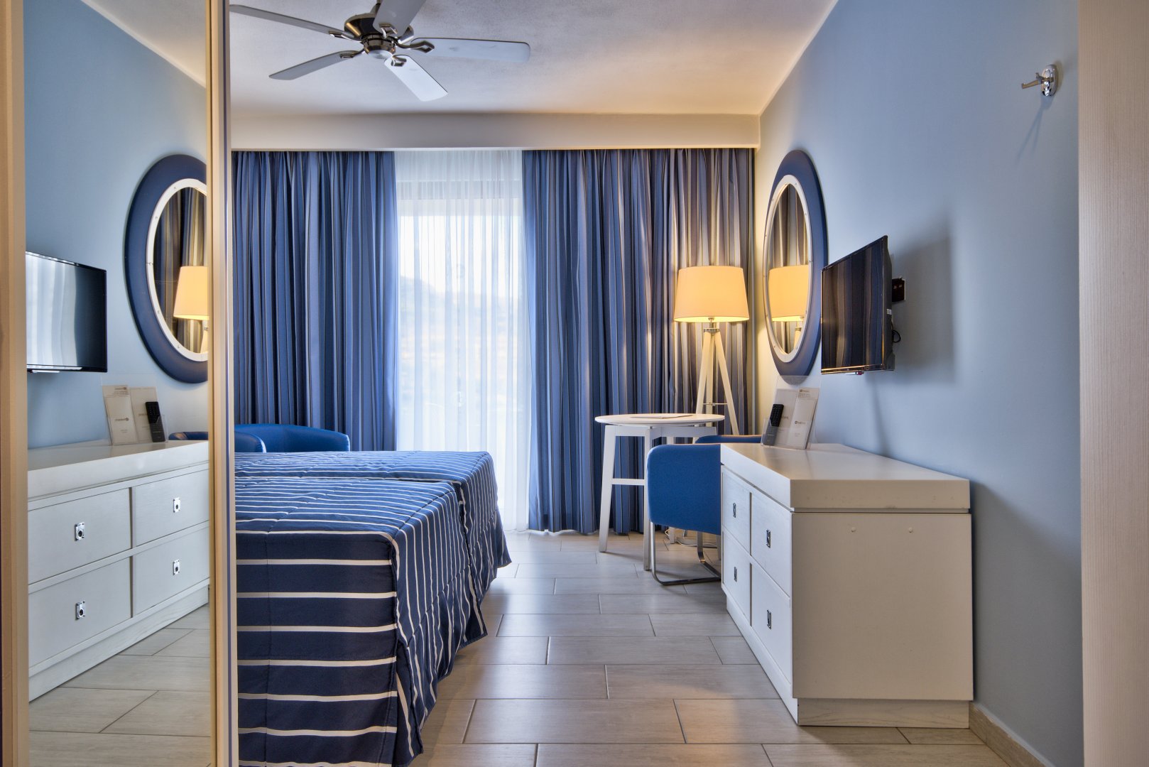 Foto 10 db Seabank Resort & Spa Mellieha, 09