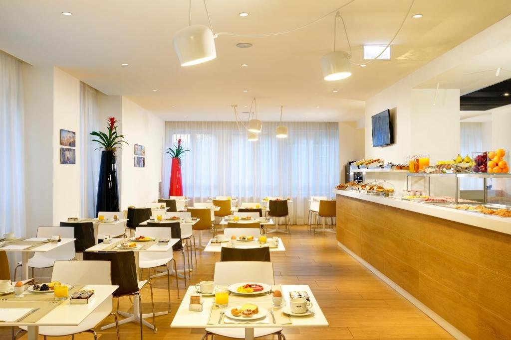 Foto 15 UNAHOTELS Century Milano Milano - Stazione Centrale, 14