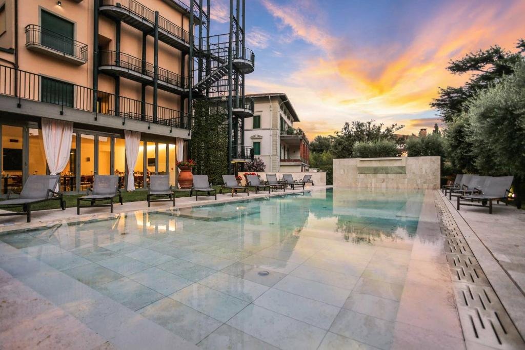 Foto 2 Grand Hotel Croce di Malta Wellness & Golf Montecatini Terme, 01
