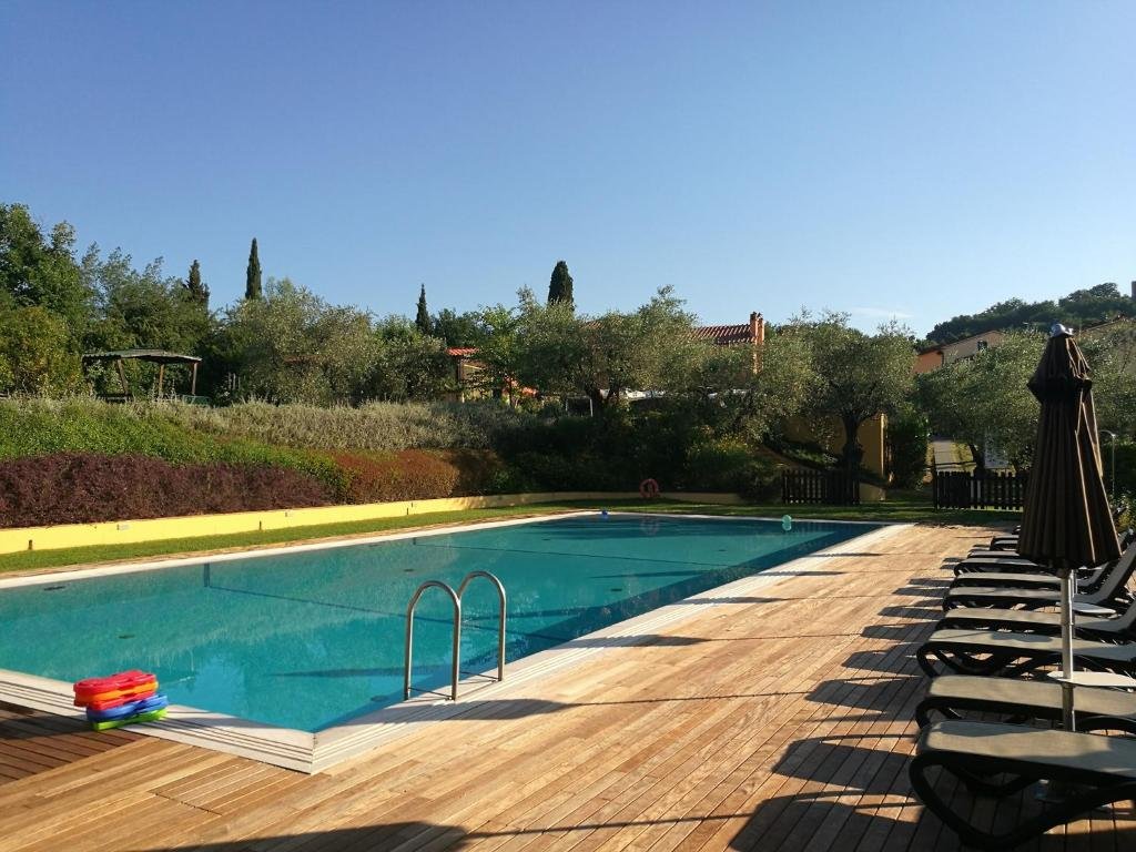 Foto 7 La Torre Wine Resort Montecarlo, 06