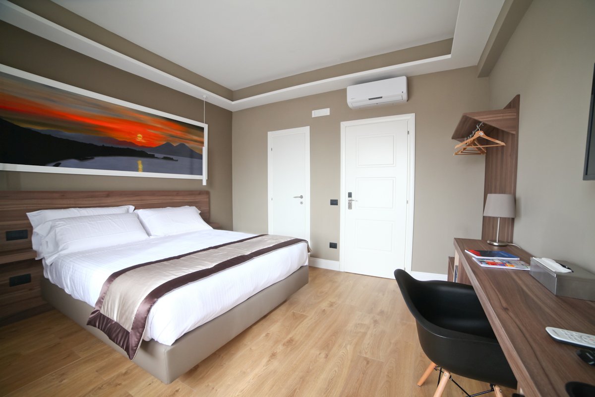 Foto 18 7th Floor Suite Vomero, 01