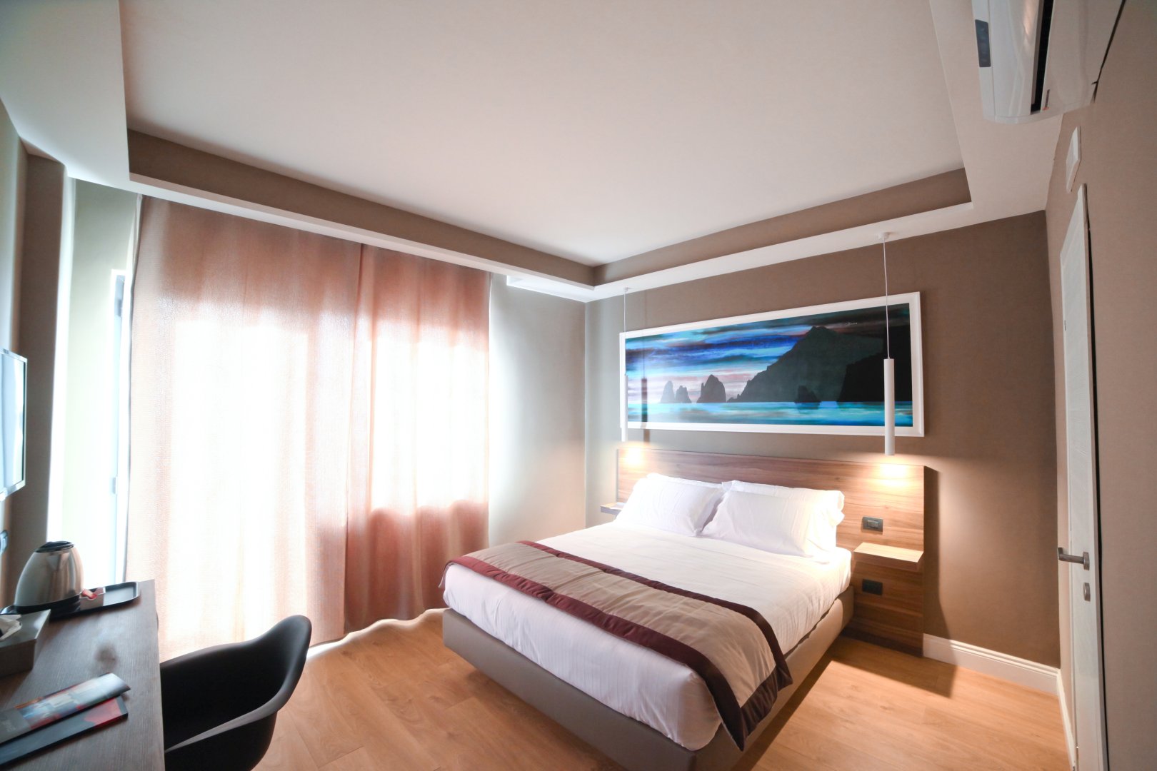 Foto 128 7th Floor Suite Vomero, 12