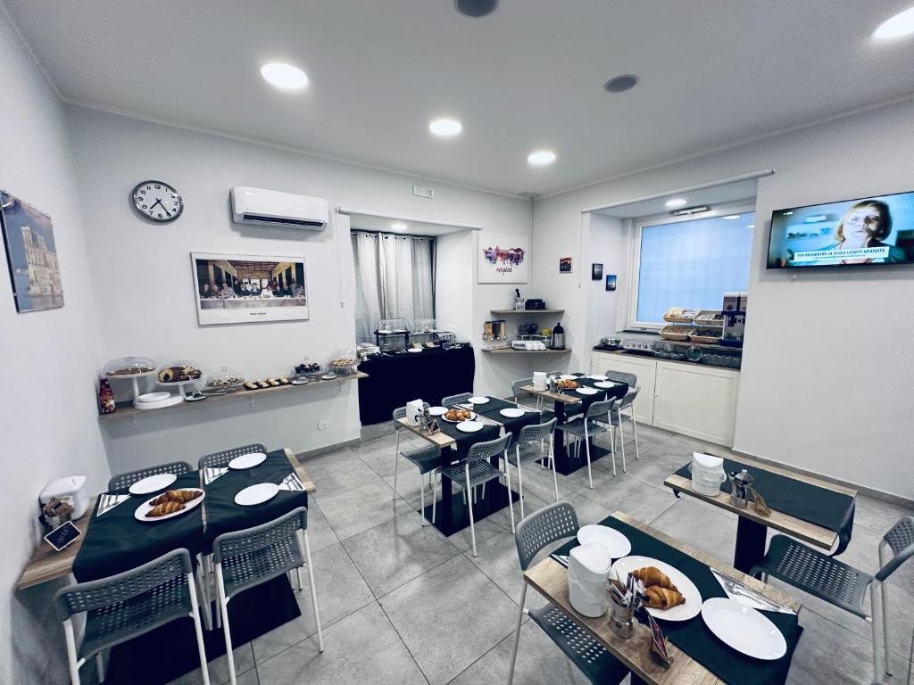 Foto 4 B&B I Borbone Napoli Stazione Centrale, 03