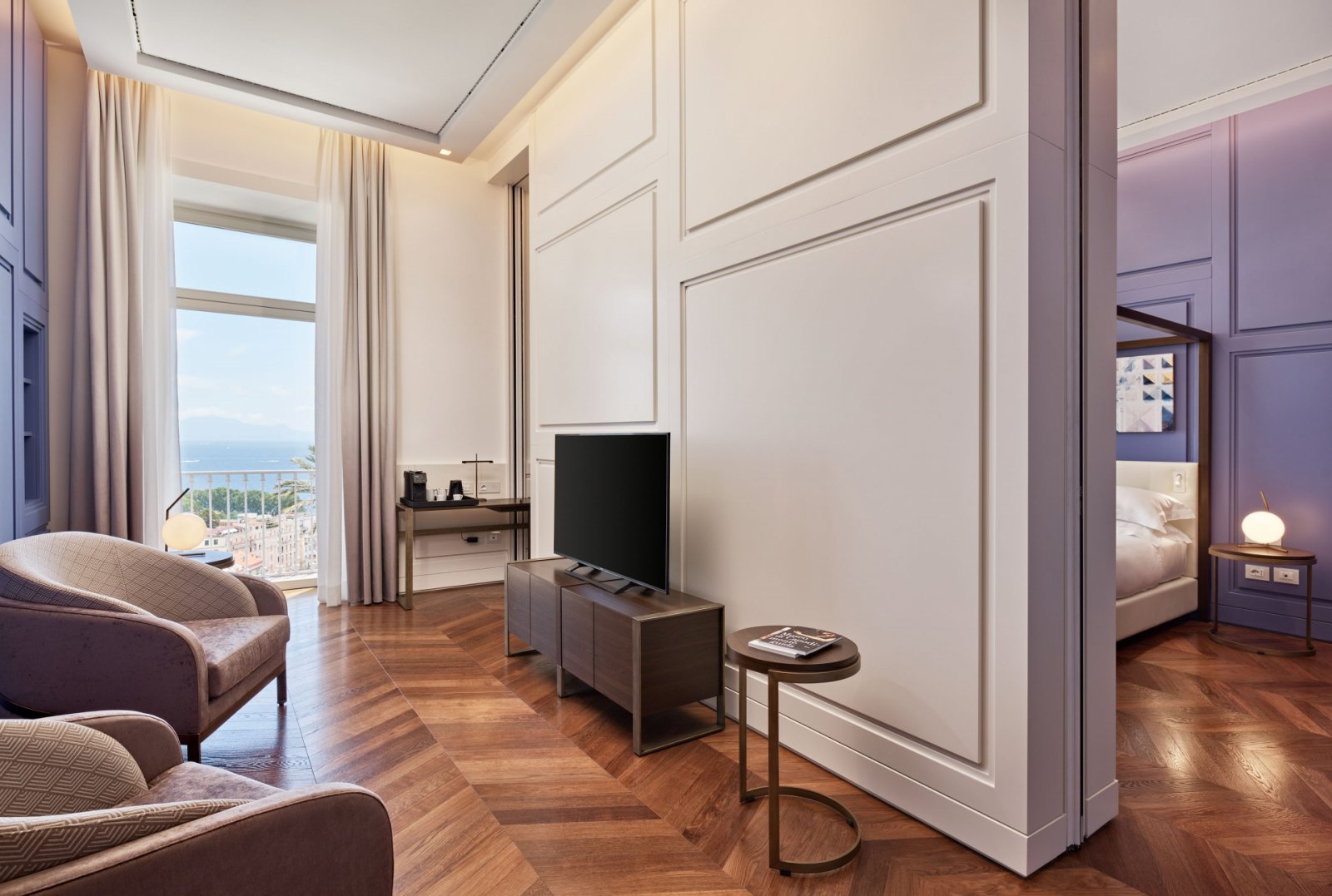 Foto 19 de Bonart Naples - Curio Collection by Hilton Napoli Centro Storico, 18