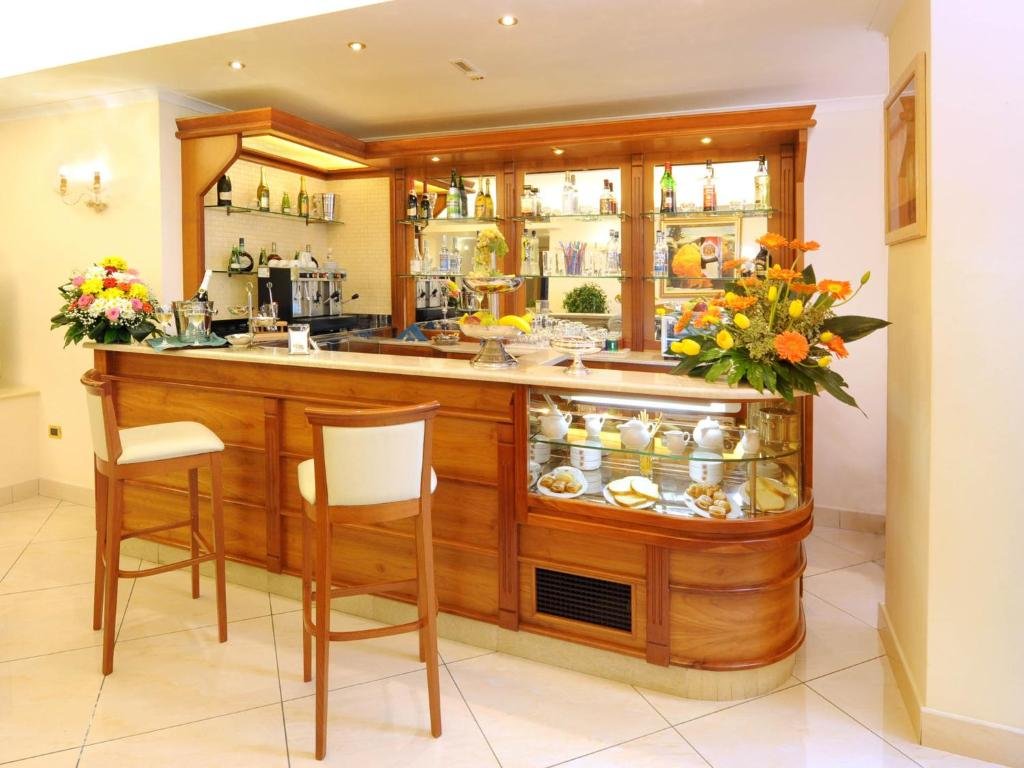 Foto 8 Buono Hotel Napoli Aeroporto, 07