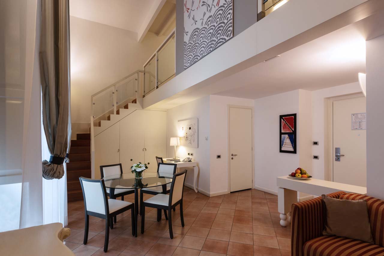 Foto 15 Palazzo Caracciolo Naples Napoli Stazione Centrale, 14