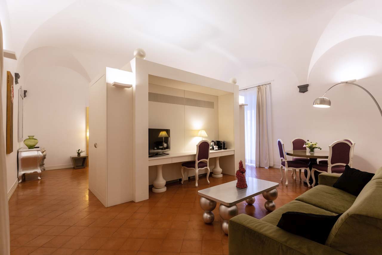 Foto 23 Palazzo Caracciolo Naples Napoli Stazione Centrale, 22