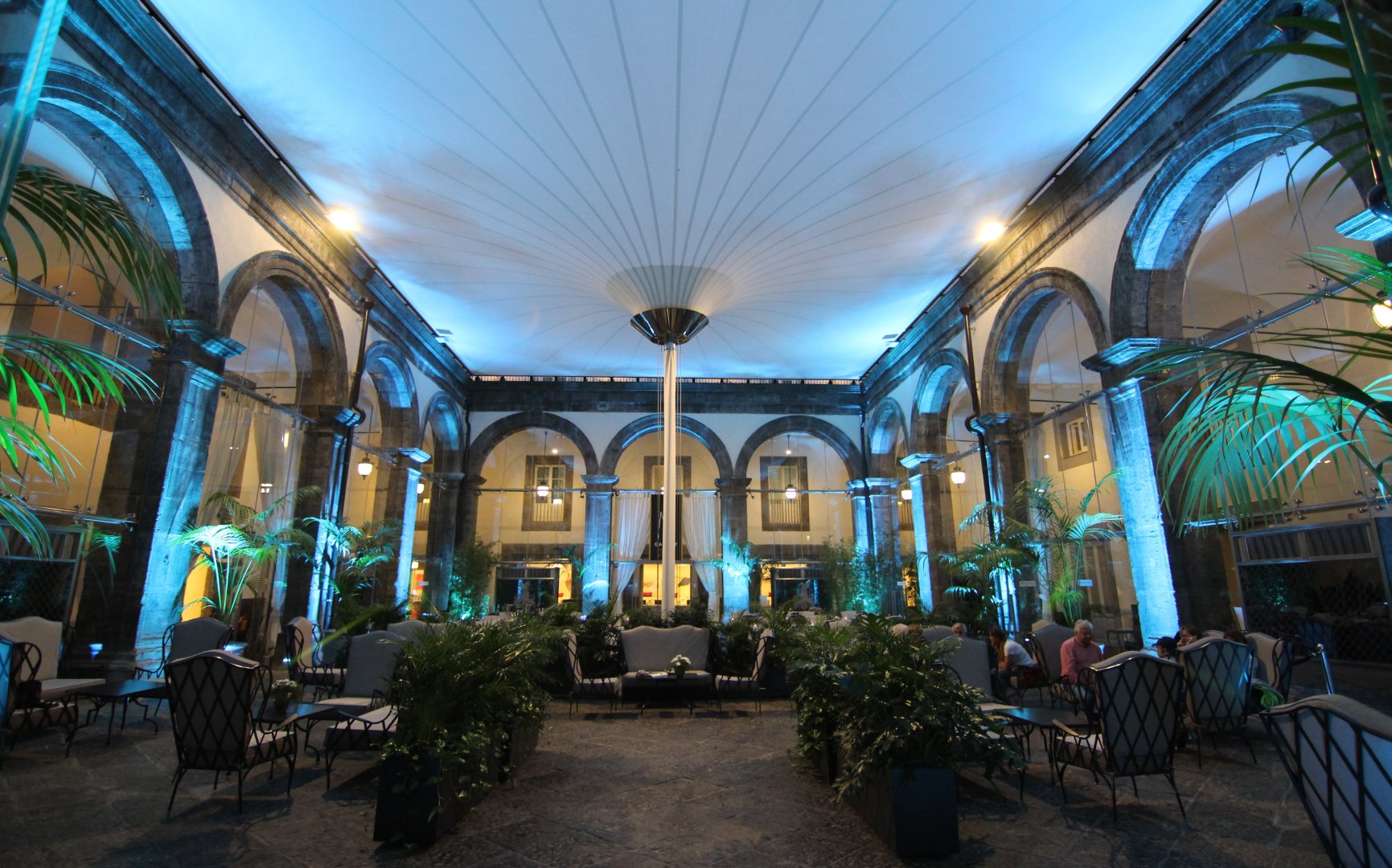 Foto 34 Palazzo Caracciolo Naples Napoli Stazione Centrale, 33