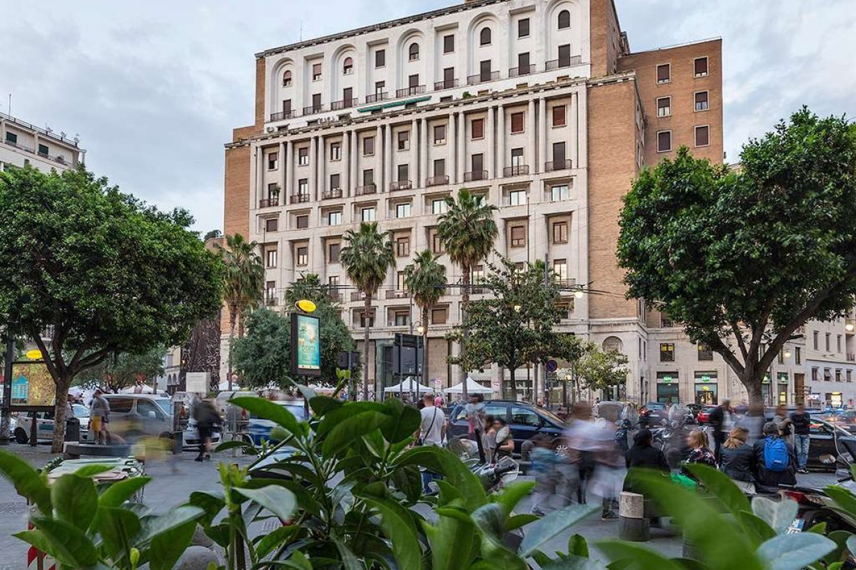 Foto 2 Art Resort Piazza Carita Napoli Centro Storico, 01