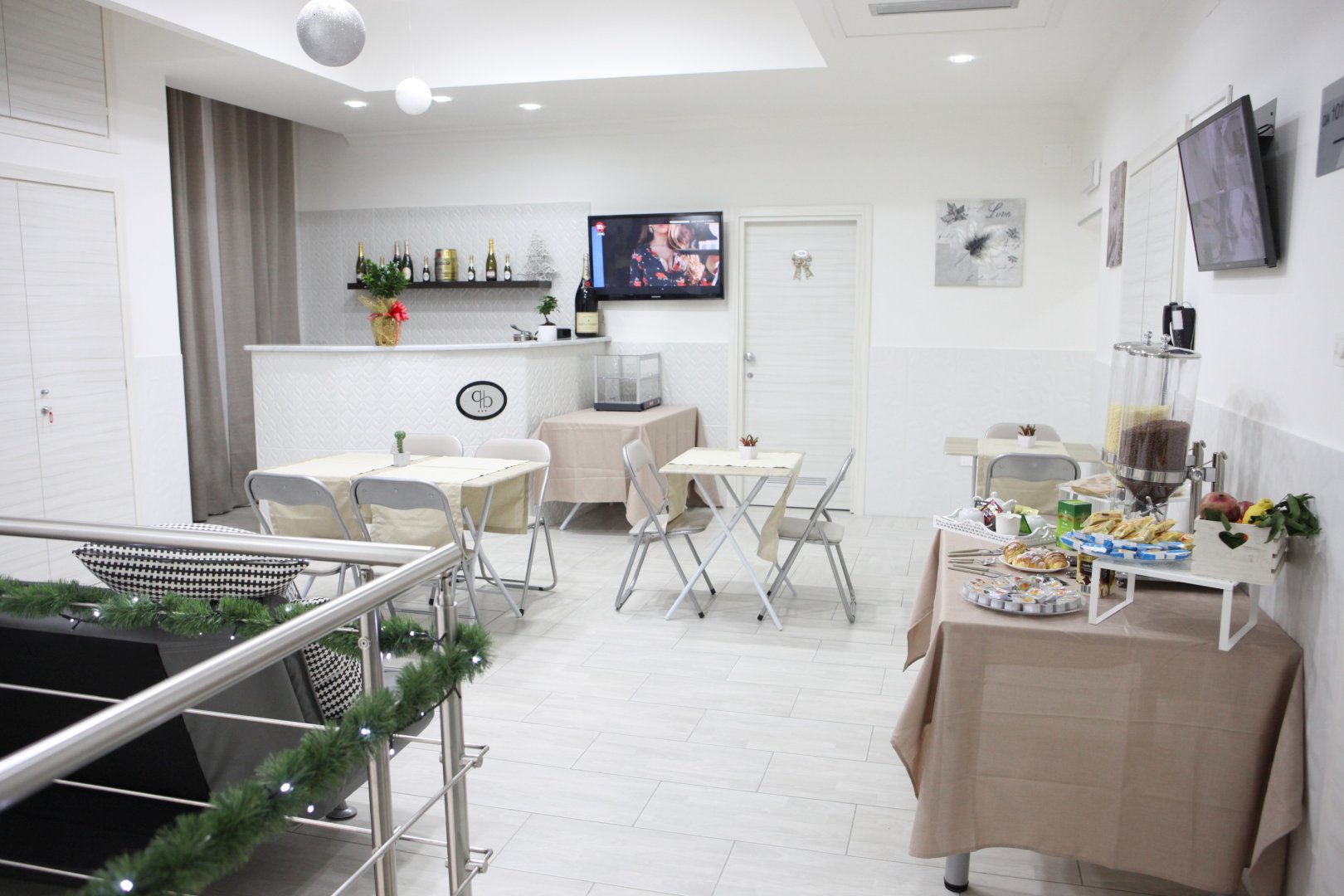 Foto 4 Hotel Casablanca Napoli Stazione Centrale, 03