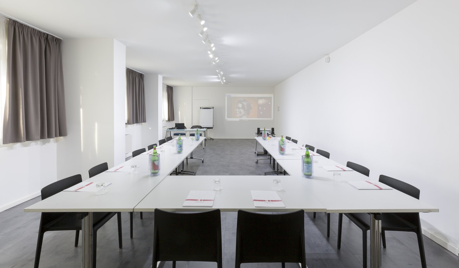 Foto 13 Hotel Cristina Fuorigrotta, 12