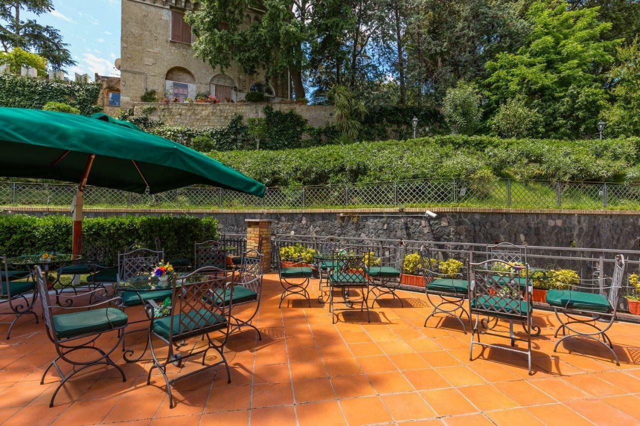 Foto 10 Culture Hotel Villa Capodimonte Capodimonte di Napoli, 04