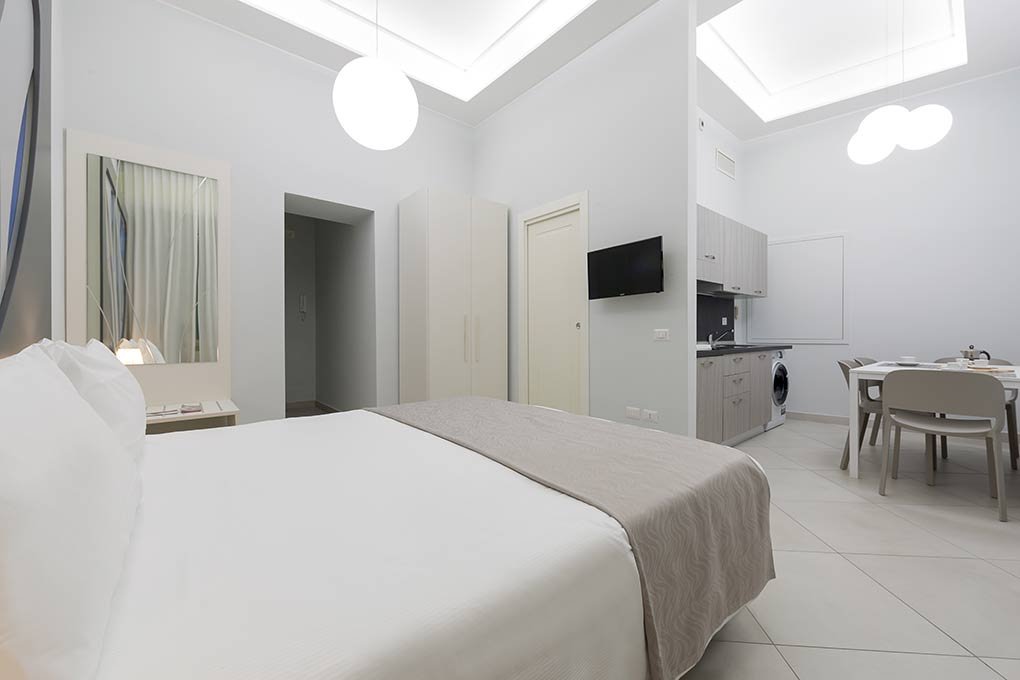 Foto 21 Dioniso's Apartments Porto di Napoli, 20