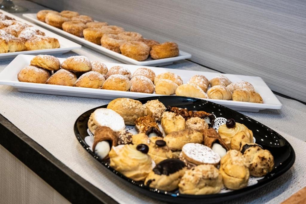 Foto 9 Villa Elisio Hotel & Spa Capodimonte di Napoli, 08