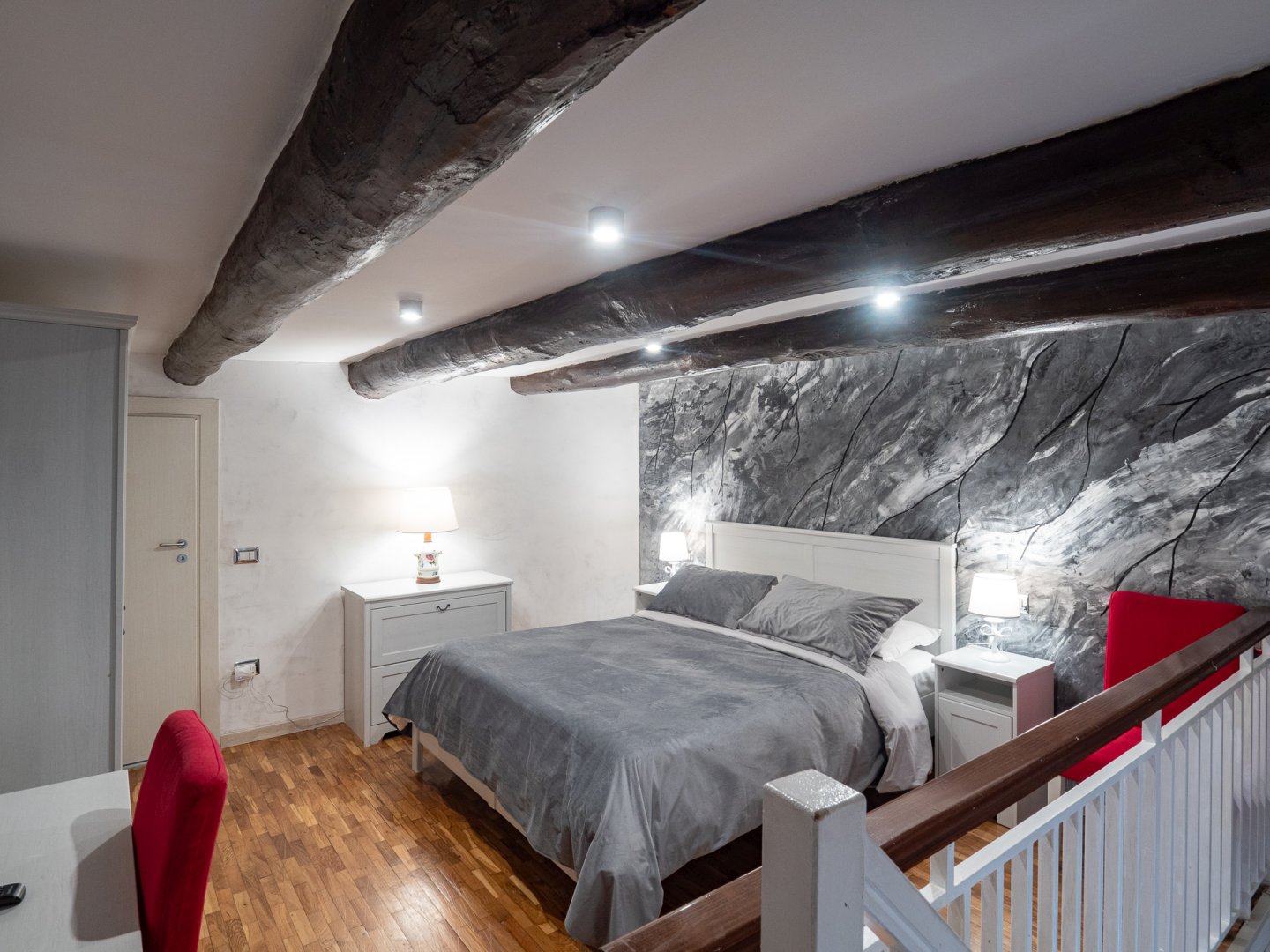 Foto 10 Enjoy Naples Napoli Centro Storico, 09