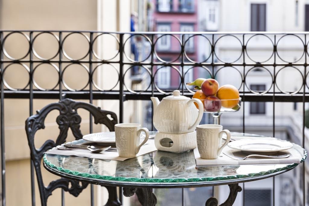 Foto 4 Art Resort Galleria Umberto Plebiscito, 03