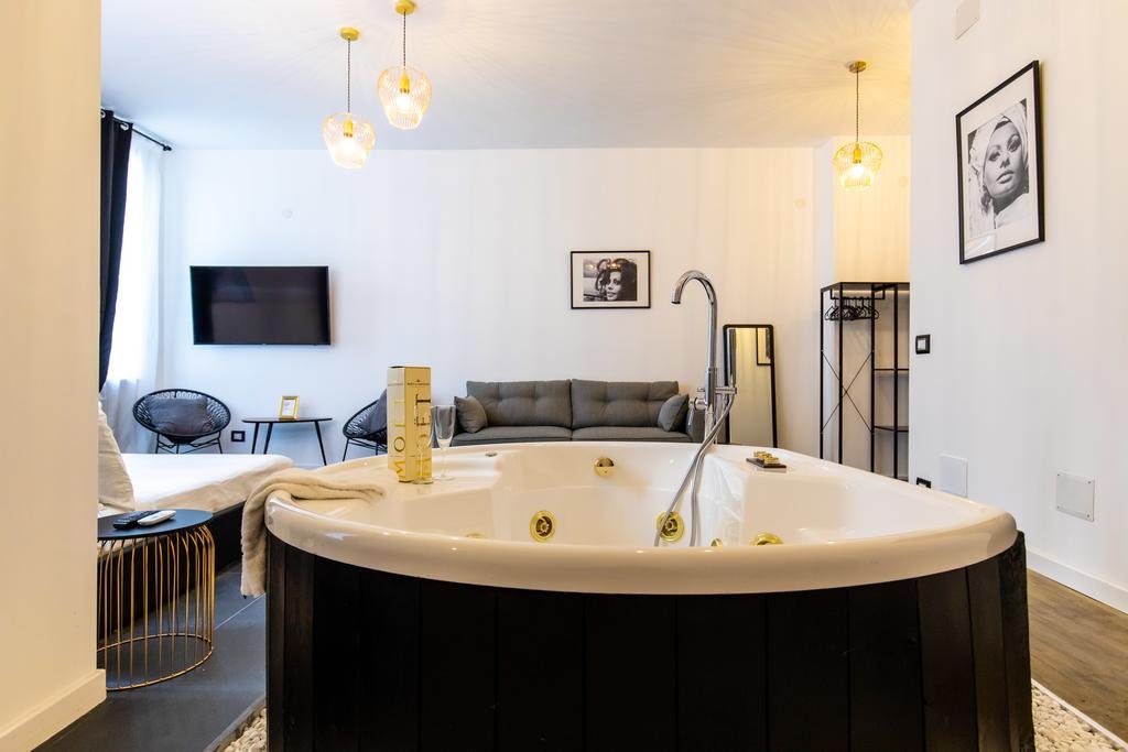 Foto 7 Muni Boutique Flat Napoli Centro Storico, 06