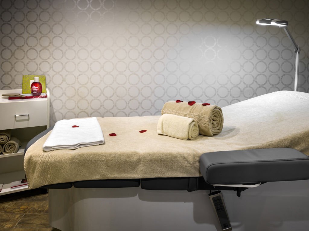 Foto 19 LHP Napoli Palace & SPA Fuorigrotta, 18