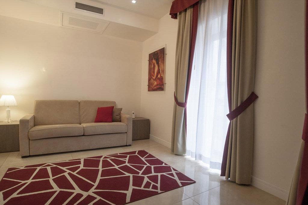 Foto 5 Hotel San Pietro Napoli Centro Storico, 04