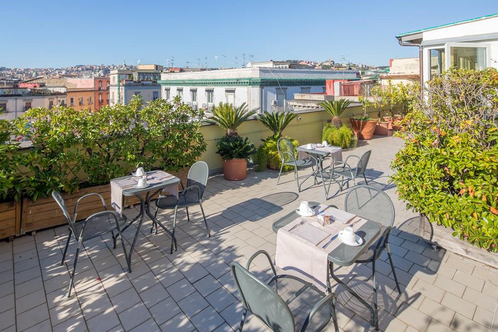 Foto 9 Best Western Hotel Plaza Napoli Stazione Centrale, 08