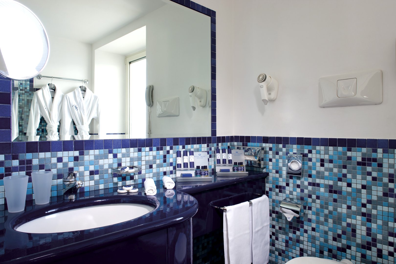 Foto 11 Hotel Royal Continental Lungomare Caracciolo, 10