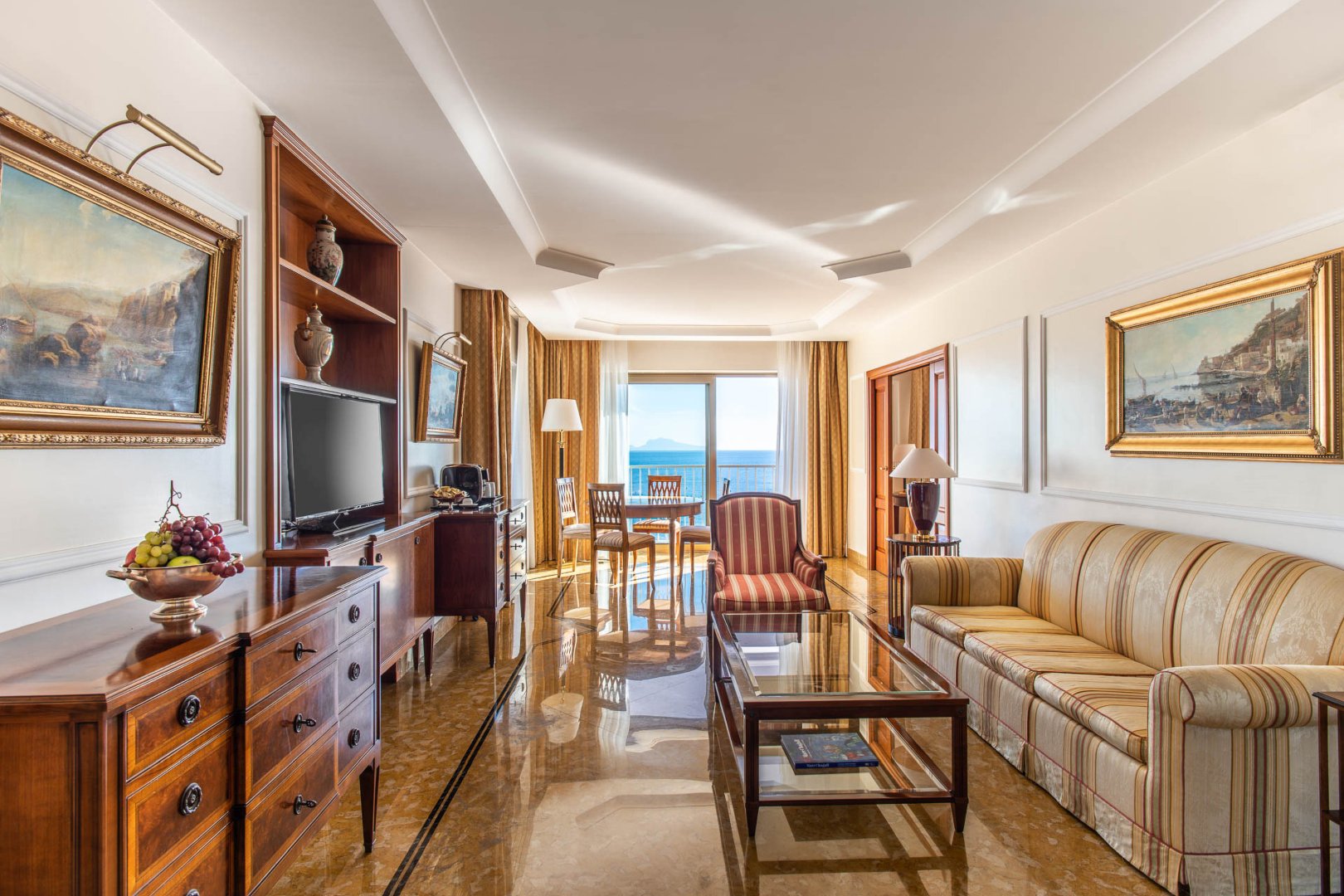 Foto 17 Hotel Royal Continental Lungomare Caracciolo, 16