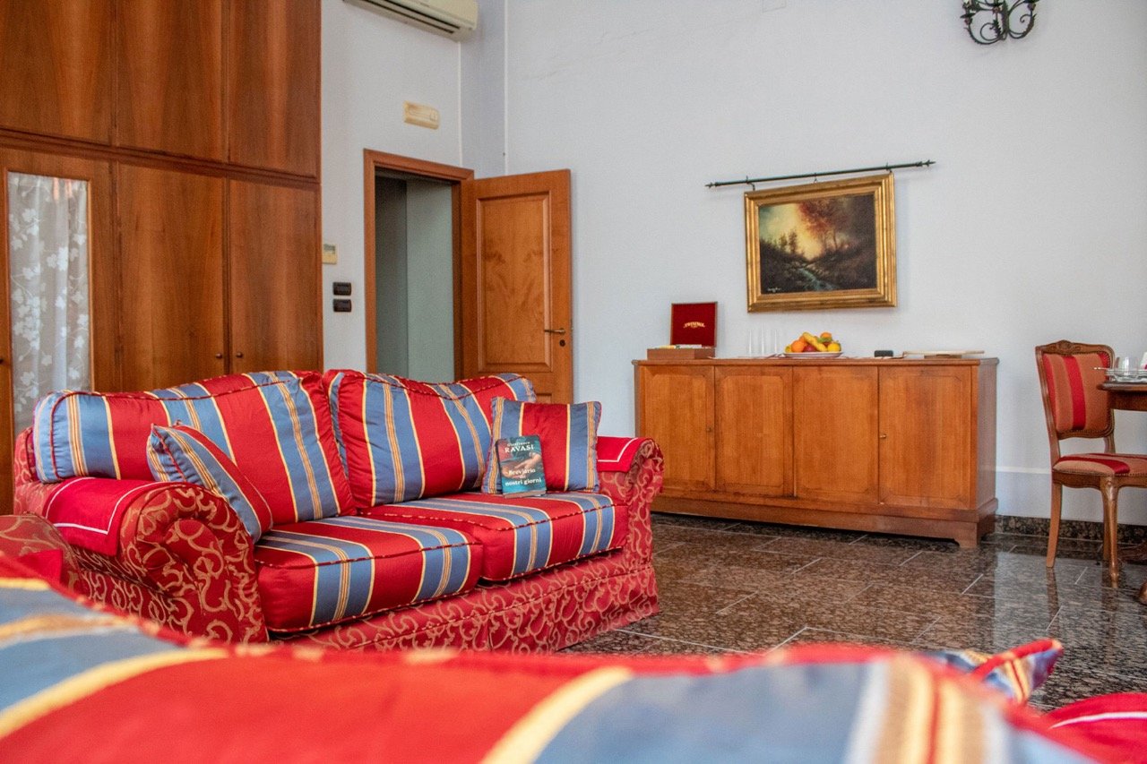 Foto 8 Le Stanze del Vicere Napoli Centro Storico, 03