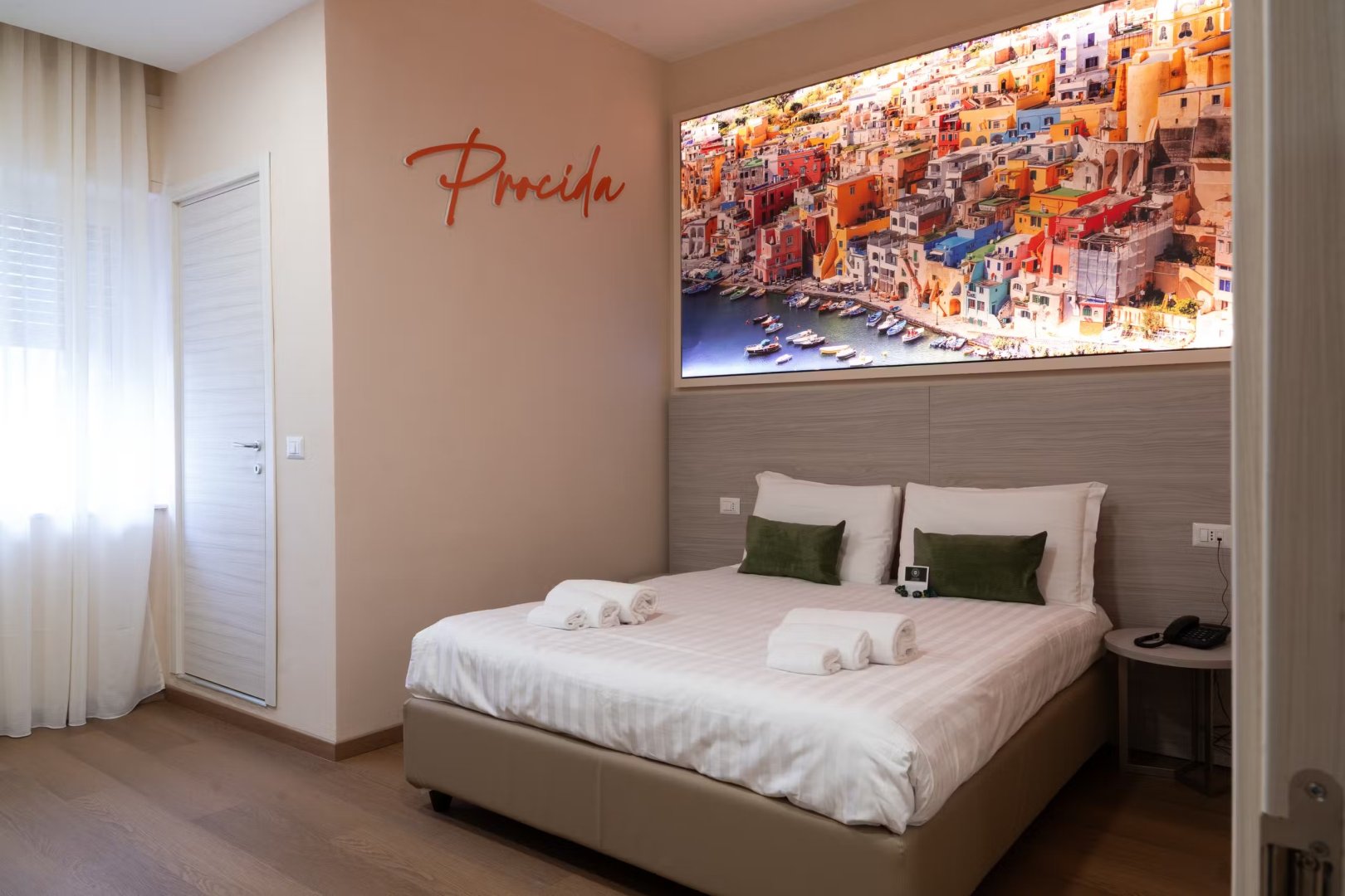 Foto 10 The Sun Boutique Hotel Napoli Centro Storico, 09