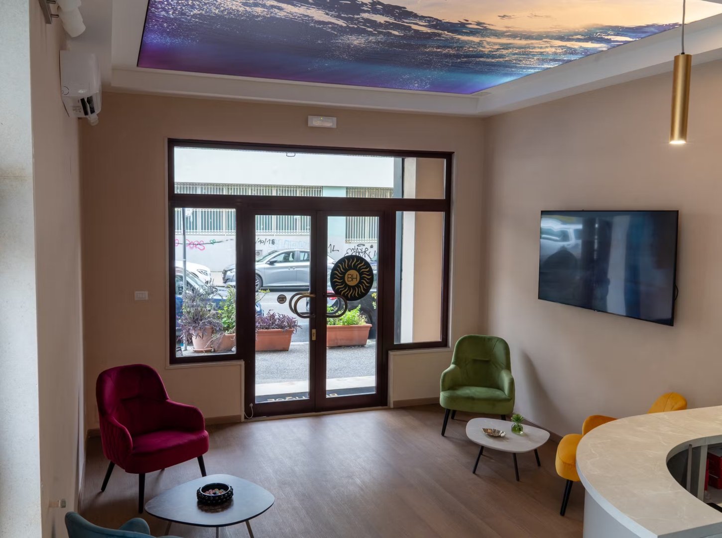 Foto 12 The Sun Boutique Hotel Napoli Centro Storico, 11