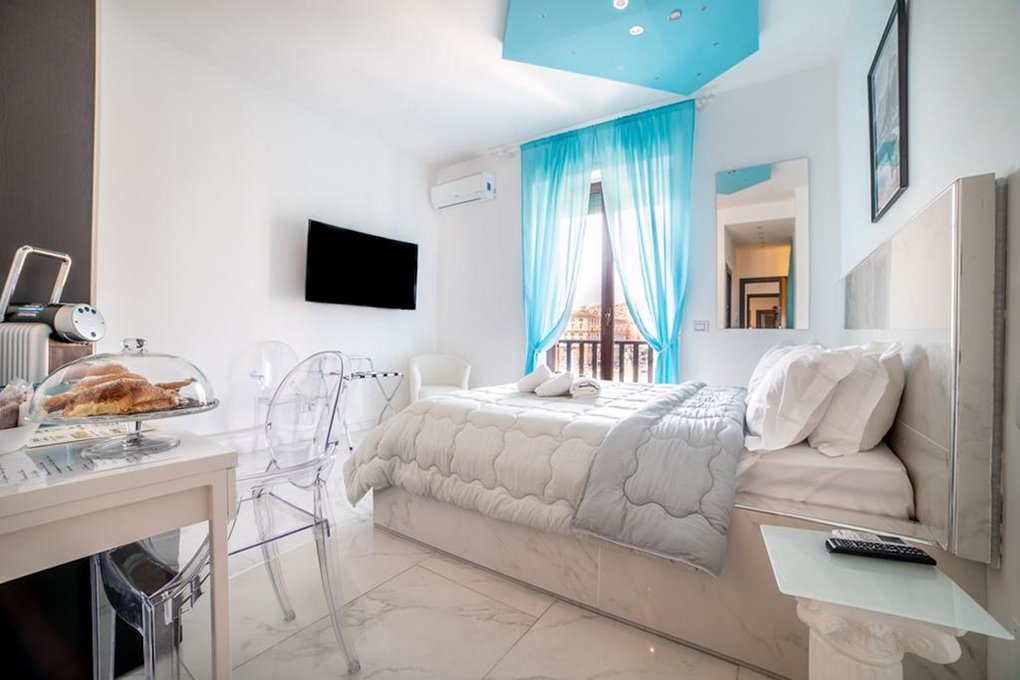 Foto 10 Babylon Luxury Resort Porto di Napoli, 09