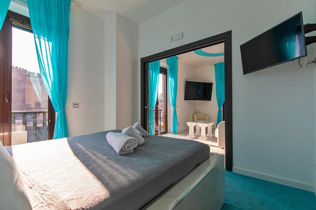 Foto 11 Babylon Luxury Resort Porto di Napoli, 10